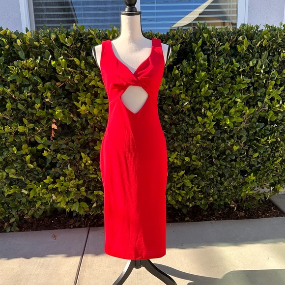 ‘The Fashion Poet’ Red BodyCon Dress ♥️ - Picture 1 of 7